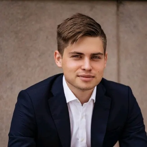 Kristians Holomjovs